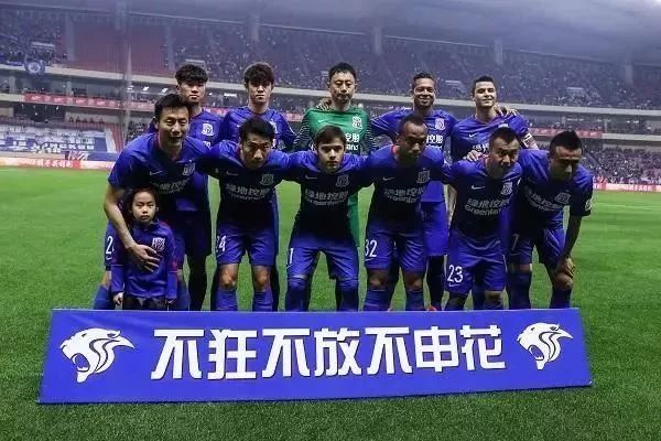 孔帕尼：11天4场不轮换凯恩肯定有人质疑，他上场时机正合适（孔帕尼谈凯恩连续出战：11天4场难免遭质疑，他的出场时机恰到好处）