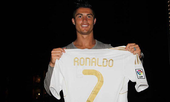 德媒：巴萨在关注莱比锡19岁新星韦德拉奥果，已派出球探考察（德媒称巴萨盯上莱比锡19岁新秀韦德拉奥果，已派球探考察）