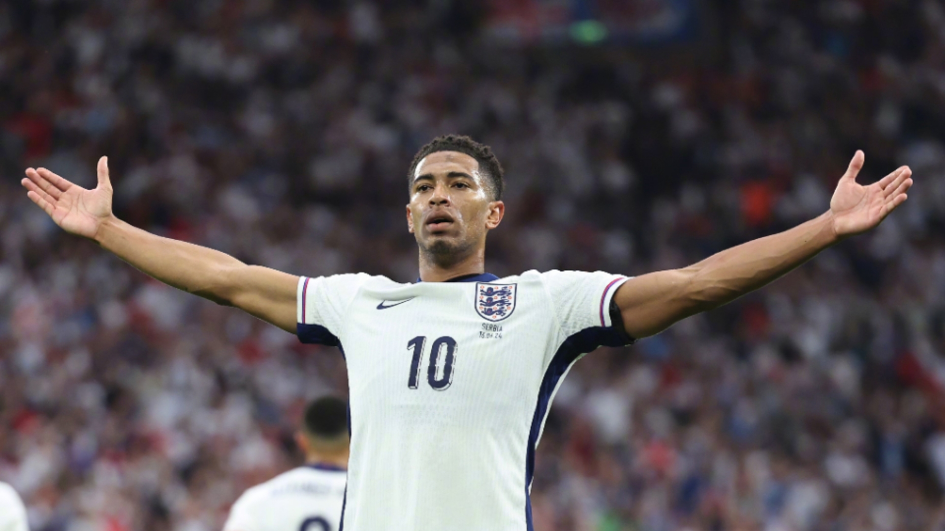 中超：上海海港3-2击败长春亚泰（中超战报：上海海港3-2险胜长春亚泰）