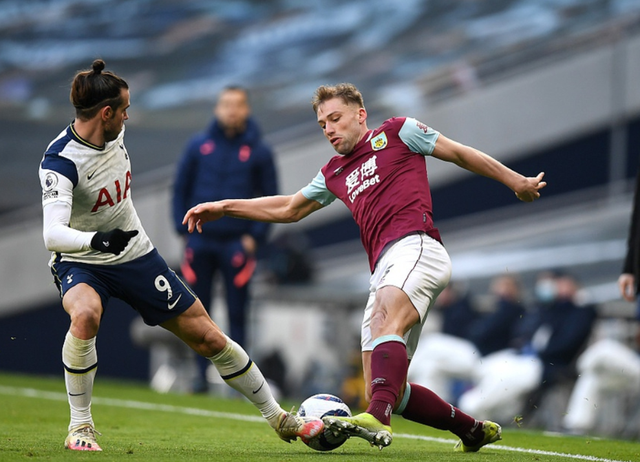 费兰·托雷斯：巴萨锋线的高效杀手，数据媲美欧洲顶级射手（费兰·托雷斯：巴萨锋线效率王，数据对标欧洲顶尖射手）