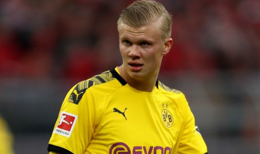 记者：国安厨师将退休，俱乐部将为其举办特殊的“退役”仪式（记者：国安厨师将告别岗位，俱乐部准备一场独特的“退役”仪式）