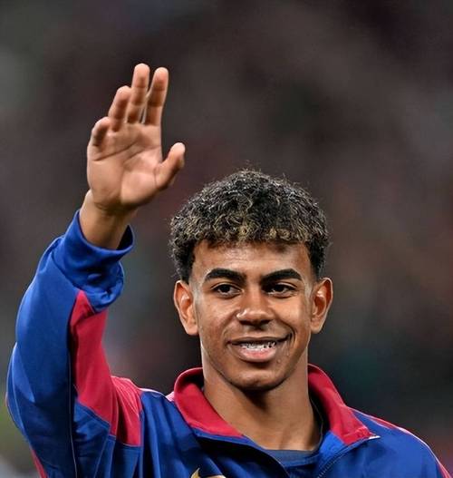 快船对阵独行侠三连败，独行侠逆转取胜，弗拉格创历史纪录。（独行侠逆转击败快船，送其交锋三连败，弗拉格书写历史纪录）