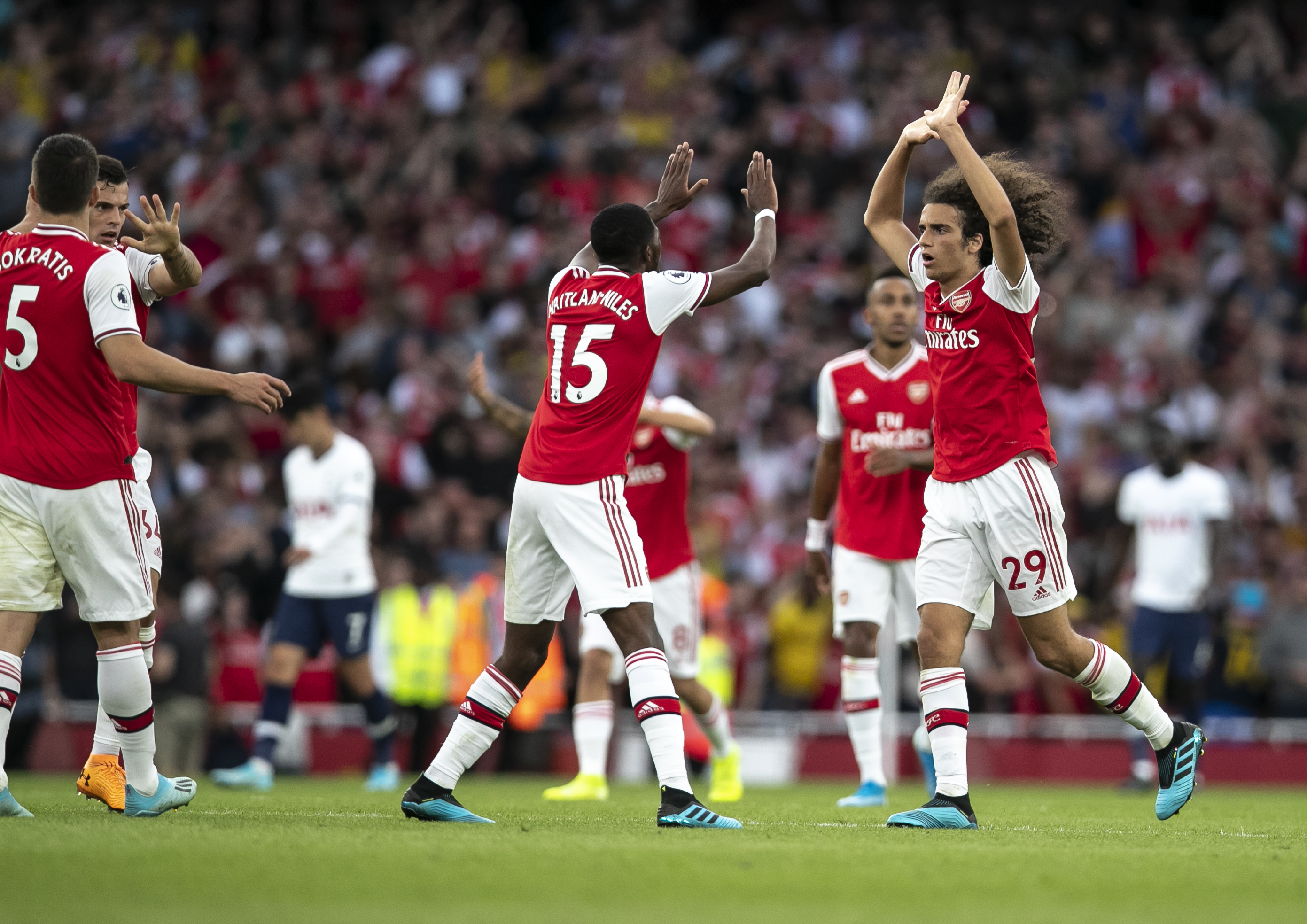 怒吼庆祝的那一刻太燃了