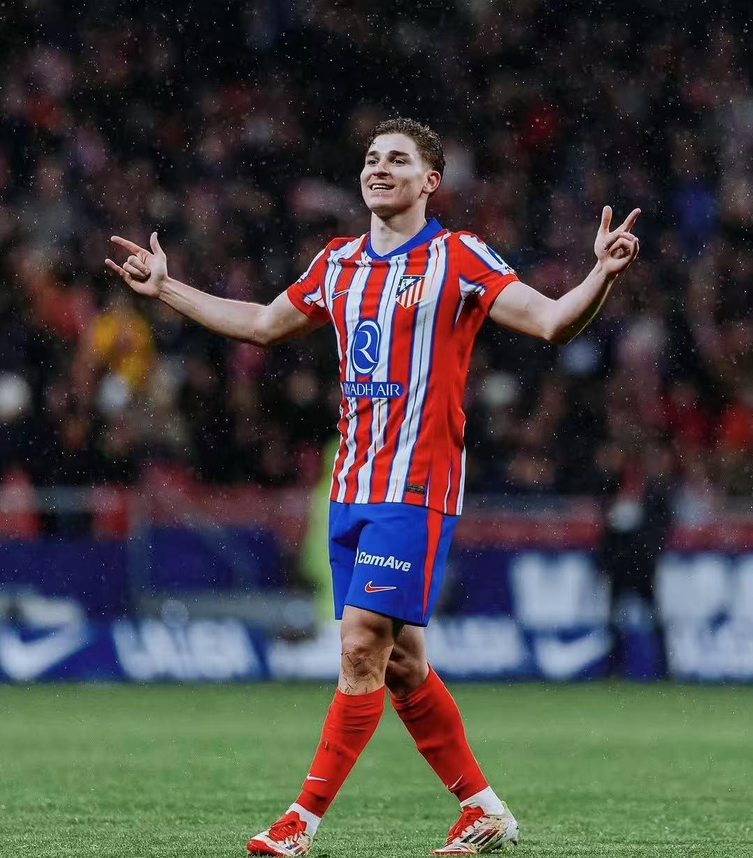 足球摄影最佳瞬间捕捉技巧