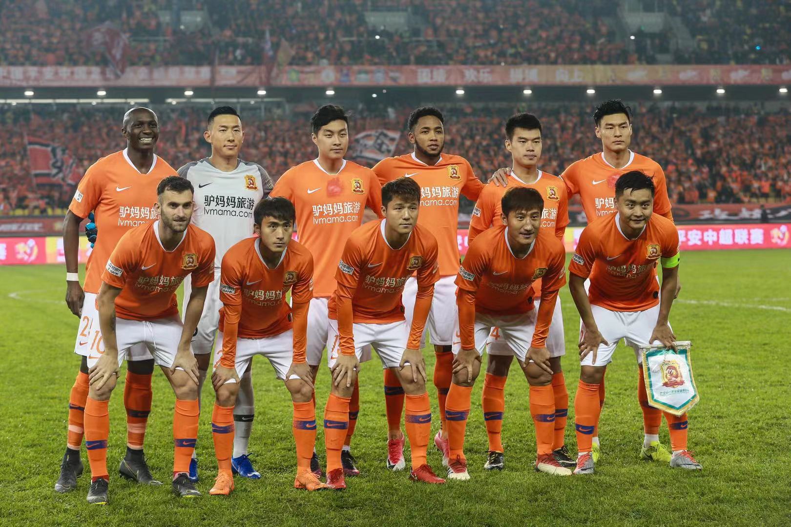 队报法国海外球员欧冠之夜：射手盛宴（队报：法国旅欧球员欧冠之夜上演进球盛宴）