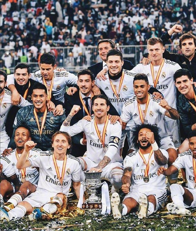 记者：下个月刘祝润就要当爸爸了，孩子会在大连出生（记者：刘祝润下月升级当爸，宝宝将于大连诞生）