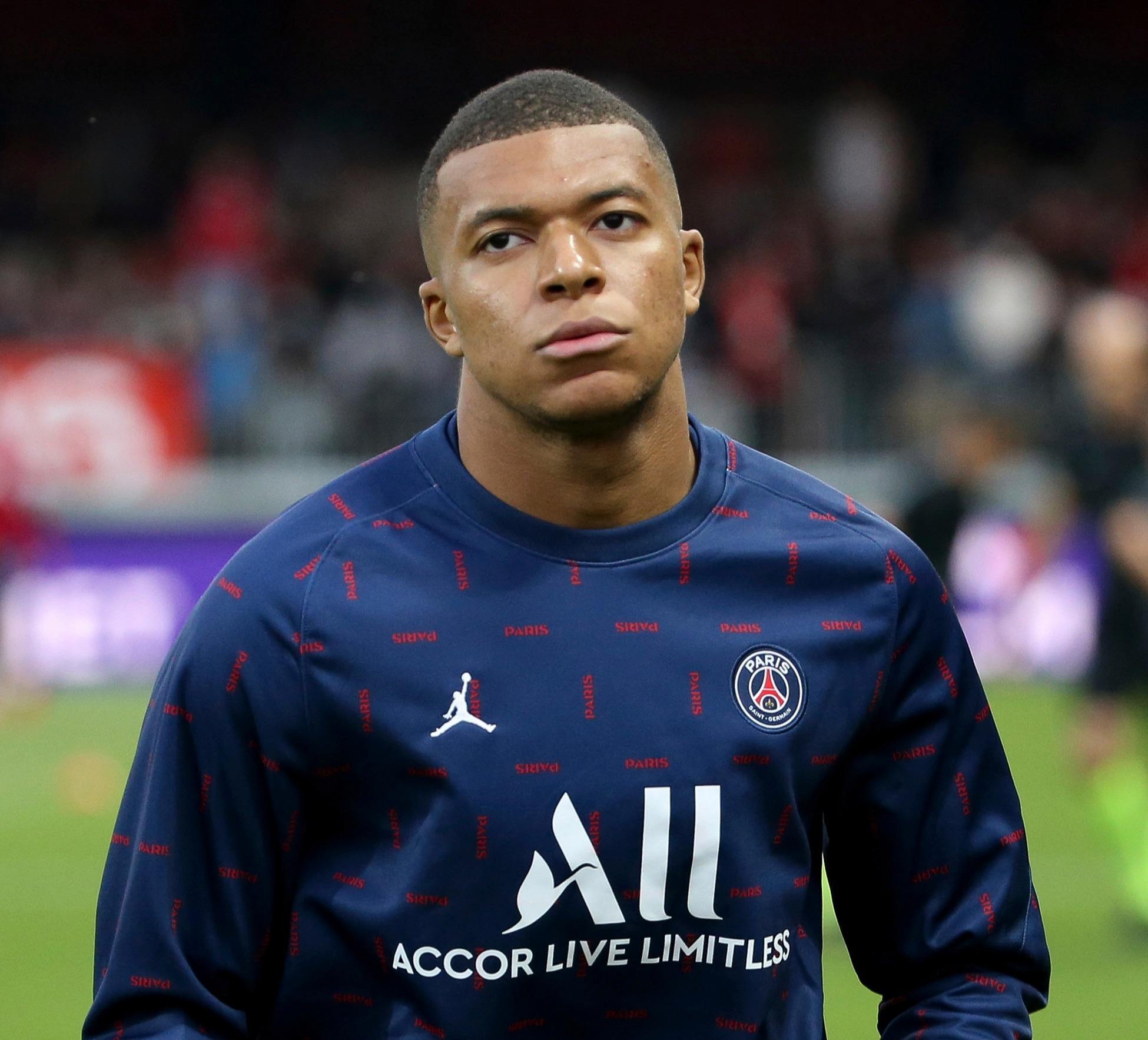 集体低迷！开拓者上半场13次失误&禁区得分14-36落后