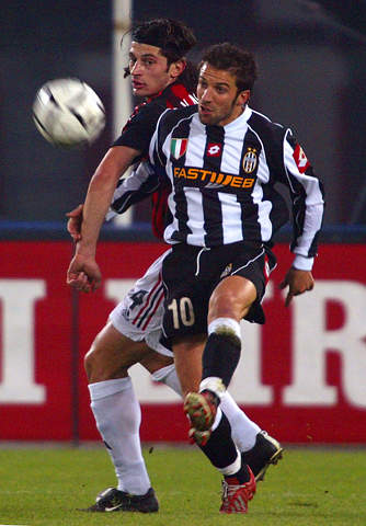 德天空：弗罗因德将21岁前锋弗兰库利诺列入拜仁夏窗引援名单（德天空：弗罗因德将21岁前锋弗兰库利诺纳入拜仁今夏引援候选）