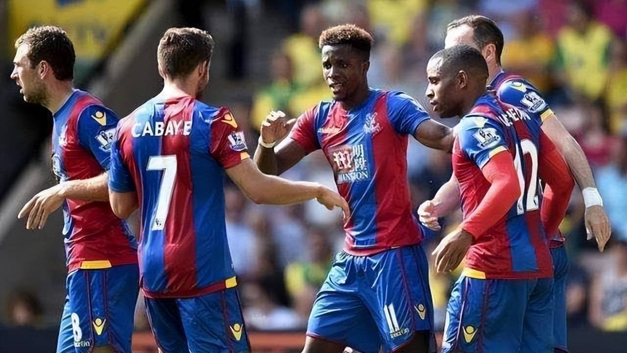 特德斯科：德布劳内能发现其他人发现不了的空当，并传出好球（特德斯科：德布劳内能洞察他人看不见的空档，送出精妙传球）