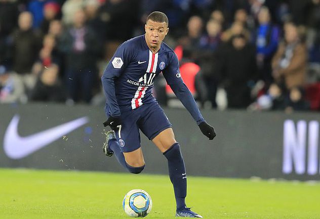 金球奖候选名单即将公布，热门人选浮现（金球奖候选名单将揭晓，热门人选呼之欲出）