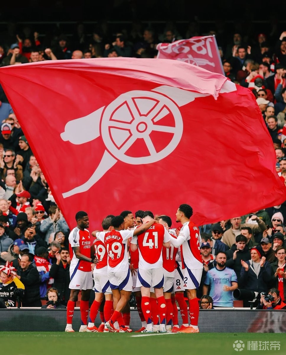 迷你罗助葡萄牙U16夺冠，乔治娜和C罗母亲现场见证（C罗长子助葡萄牙U16封王，乔治娜与C罗母亲到场见证）