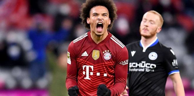 辽超总决赛：大连队4-0本溪队夺冠，王宏有、王跃皓分别双响（辽超总决赛大连4-0完胜本溪捧杯 王宏有与王跃皓各梅开二度）