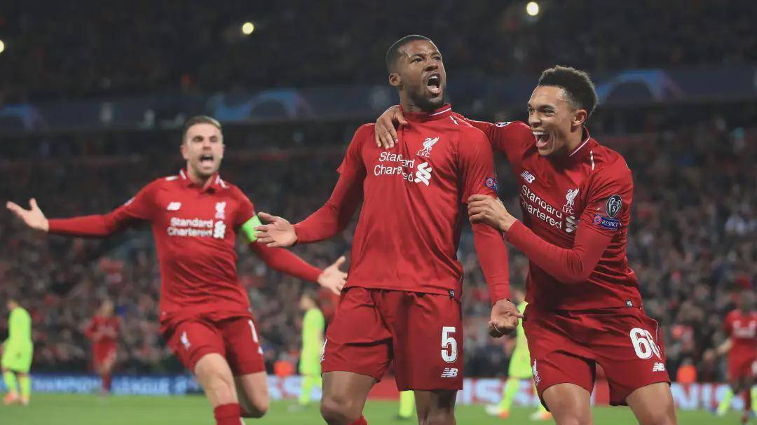 国足未来第一左后卫：华裔球星90万欧转会费登陆波兰联赛！（国足潜在头号左后卫：华裔新星以90万欧转会费加盟波兰联赛）