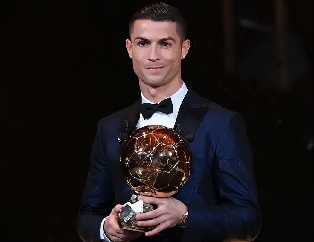 门将三连神扑救主，数据暴涨全网热议（门将三连神扑力挽狂澜，数据飙升引爆全网）